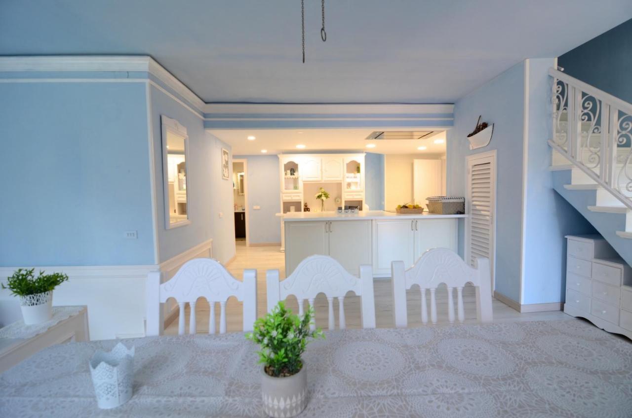 Villa PEPITA BLUE Pals Esterno foto